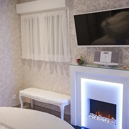 게스트하우스 La Demeure De Charme 4*